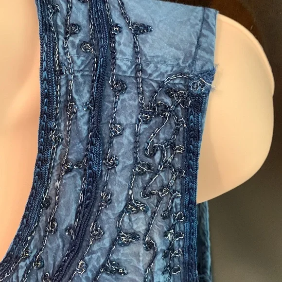 Luna Moon Blue Summer Top! - Picture 6 of 8